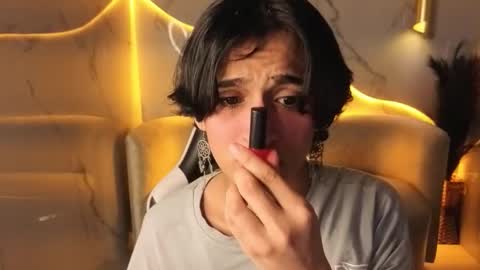 Zoe online show from December 1, 8:03 pm