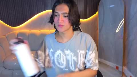 Zoe online show from March 4, 8:26 pm