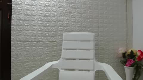 Snapshot of zoe_velvet chatting on October 25, 6:35 pm Carolina online show from October 25, 6:35 pm