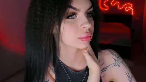 Snapshot of zoedrift chatting on November 10, 1:21 pm zoedrift online show from November 10, 1:21 pm