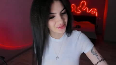 Snapshot of zoedrift chatting on November 16, 1:17 pm zoedrift online show from November 16, 1:17 pm