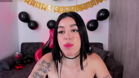  zoee jackson online show from April 16, 6:19 pm