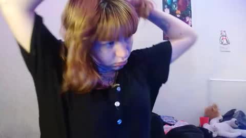 Snapshot of zoee_jhonnyy chatting on March 12, 10:37 am zoee jhonnyy online show from March 12, 10:37 am