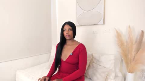 Snapshot of zoegarner10 chatting on October 18, 7:03 pm zoegarner10 online show from October 18, 7:03 pm