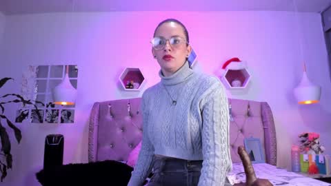 Zoe online show from January 4, 2:56 pm