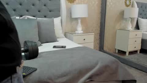 Snapshot of zoekrug chatting on September 14, 12:04 pm Zoe Krug online show from September 14, 12:04 pm