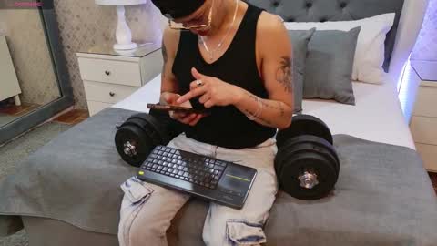 Zoe Krug online show from December 20, 7:21 pm