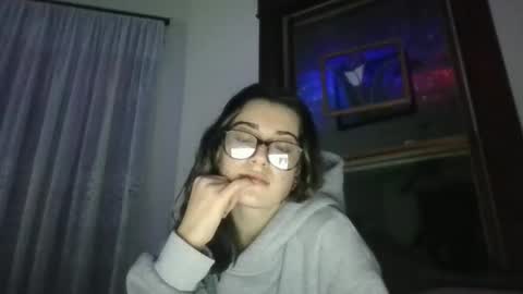 Snapshot of zoeparkerrr chatting on December 21, 2:41 am Zoe Parker online show from December 21, 2:41 am