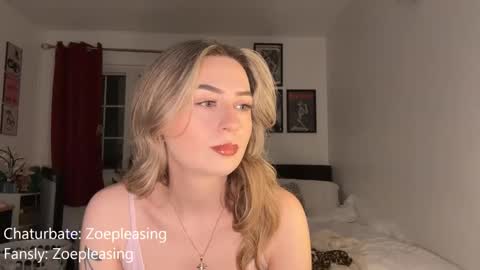 zoepleasing online show from January 15, 11:52 pm