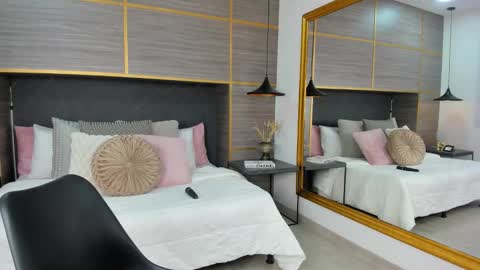 ZOE online show from December 3, 11:08 am