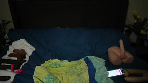 Snapshot of zoey_andrews chatting on February 26, 10:09 pm Zoey Andrews online show from February 26, 10:09 pm