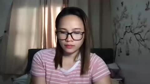 Snapshot of zoey_foryou chatting on January 9, 2:22 am zoey_foryou online show from January 9, 2:22 am