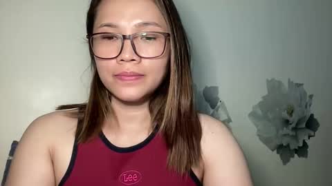 Snapshot of zoey_foryou chatting on November 16, 3:28 pm zoey_foryou online show from November 16, 3:28 pm