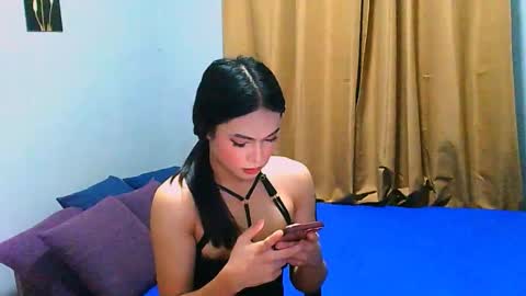 Snapshot of zoey_pleasure chatting on October 15, 7:30 am zoey online show from October 15, 7:30 am