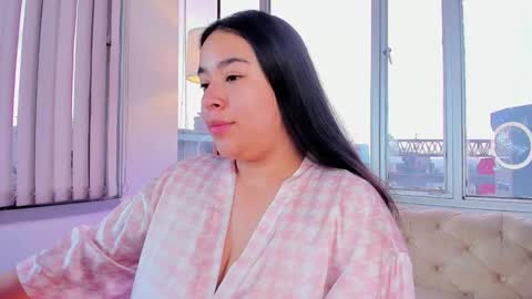 zoey thommpson online show from February 12, 8:37 pm