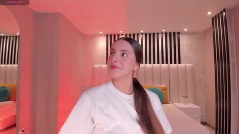 Zoey Walker online show from November 7, 11:32 am