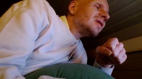 zolexthomas online show from December 4, 5:44 pm