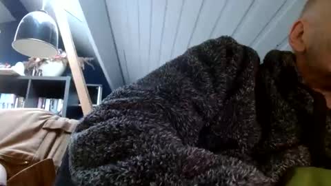 zolexthomas online show from December 10, 10:28 am