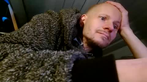 zolexthomas online show from December 11, 3:37 pm