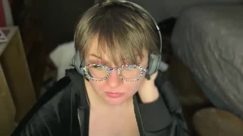 rebecca buckler online show from January 16, 7:49 am