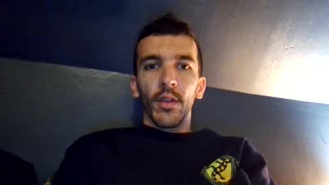 zom online show from October 14, 8:20 pm