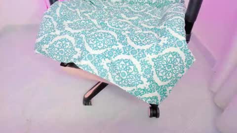 Alicie online show from March 3, 3:42 pm