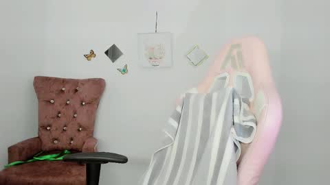 Alicie online show from December 15, 9:02 am