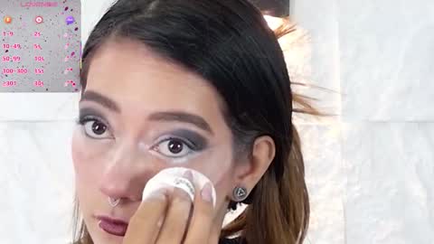 Violeta online show from October 24, 12:45 pm