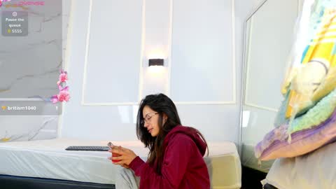 Violeta online show from April 12, 11:59 am