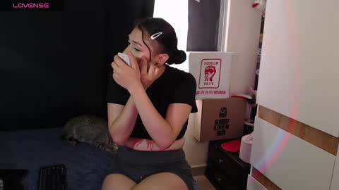 cintya kors online show from November 13, 4:39 pm