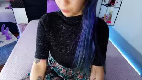 zpzphot online show from April 19, 12:11 am