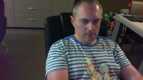 zultem online show from October 15, 4:12 am