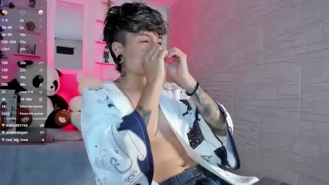 Snapshot of zuryramirez_ chatting on October 18, 8:20 pm Zury Ramirez online show from October 18, 8:20 pm