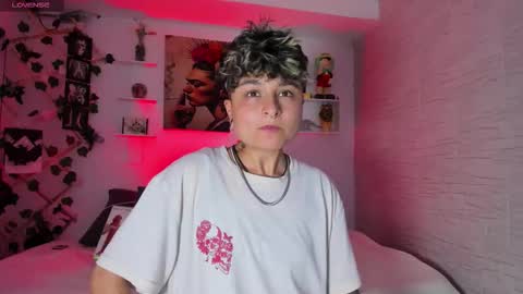 Snapshot of zuryramirez_ chatting on October 26, 9:42 pm Zury Ramirez online show from October 26, 9:42 pm