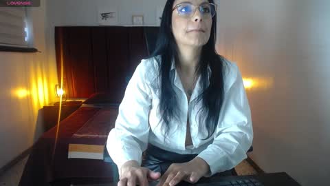 Snapshot of zuzana21 chatting on January 30, 1:10 pm Zuzana21 online show from January 30, 1:10 pm