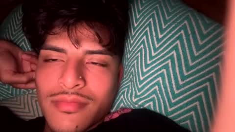 Snapshot of zwontonz chatting on December 13, 7:53 pm zwontonz online show from December 13, 7:53 pm