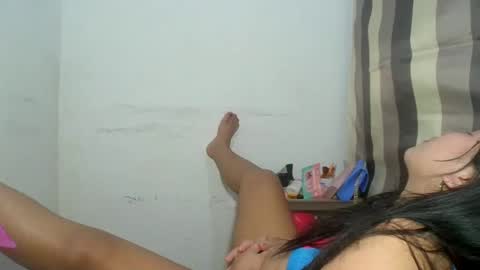 Snapshot of zyeii chatting on October 29, 7:04 pm sweet lylia online show from October 29, 7:04 pm