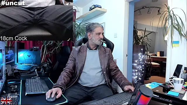 OnlineBossUK online show from November 23, 7:24 pm