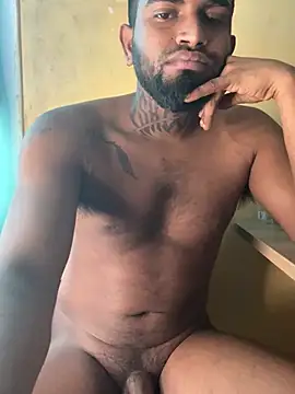 Snapshot of IviedWaster chatting on February 15, 8:44 am IviedWaster online show from February 15, 8:44 am