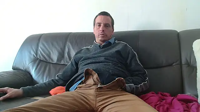 Snapshot of cloupefun chatting on October 26, 8:53 am cloupefun online show from October 26, 8:53 am