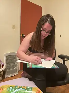 Snapshot of LacieStar chatting on December 6, 5:22 pm LacieStar online show from December 6, 5:22 pm