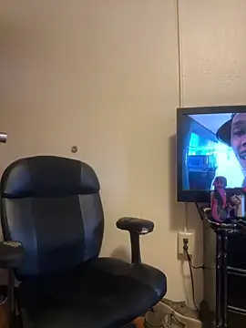 Snapshot of LacieStar chatting on December 13, 2:05 pm LacieStar online show from December 13, 2:05 pm