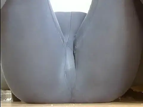 Snapshot of Squirtlady38 chatting on January 24, 8:44 am Squirtlady38 online show from January 24, 8:44 am