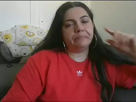 Snapshot of Squirtlady38 chatting on February 5, 2:16 pm Squirtlady38 online show from February 5, 2:16 pm