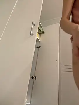 Snapshot of angelmommu chatting on November 18, 8:52 am angelmommu online show from November 18, 8:52 am