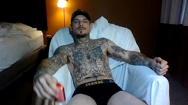 Snapshot of DADDY_KANE8--- chatting on December 29, 9:09 pm DADDY KANE8--- online show from December 29, 9:09 pm