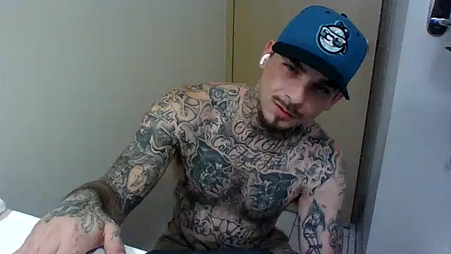 Snapshot of DADDY_KANE8--- chatting on January 7, 12:24 am DADDY KANE8--- online show from January 7, 12:24 am