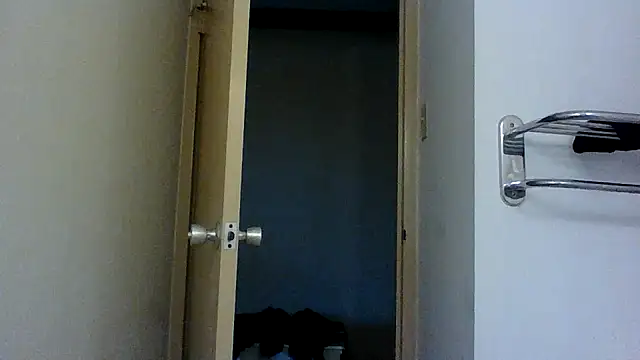 Snapshot of DADDY_KANE8--- chatting on January 9, 4:17 pm DADDY KANE8--- online show from January 9, 4:17 pm