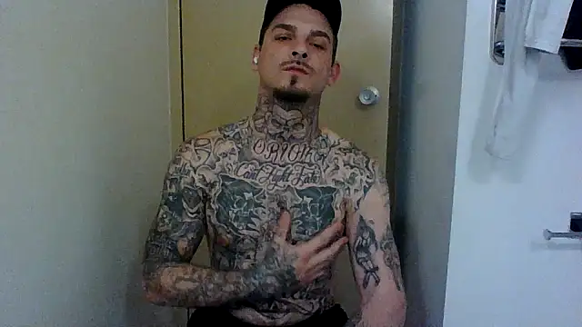 Snapshot of DADDY_KANE8--- chatting on January 12, 7:10 pm DADDY KANE8--- online show from January 12, 7:10 pm