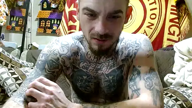 Snapshot of DADDY_KANE8--- chatting on February 1, 9:32 am DADDY KANE8--- online show from February 1, 9:32 am